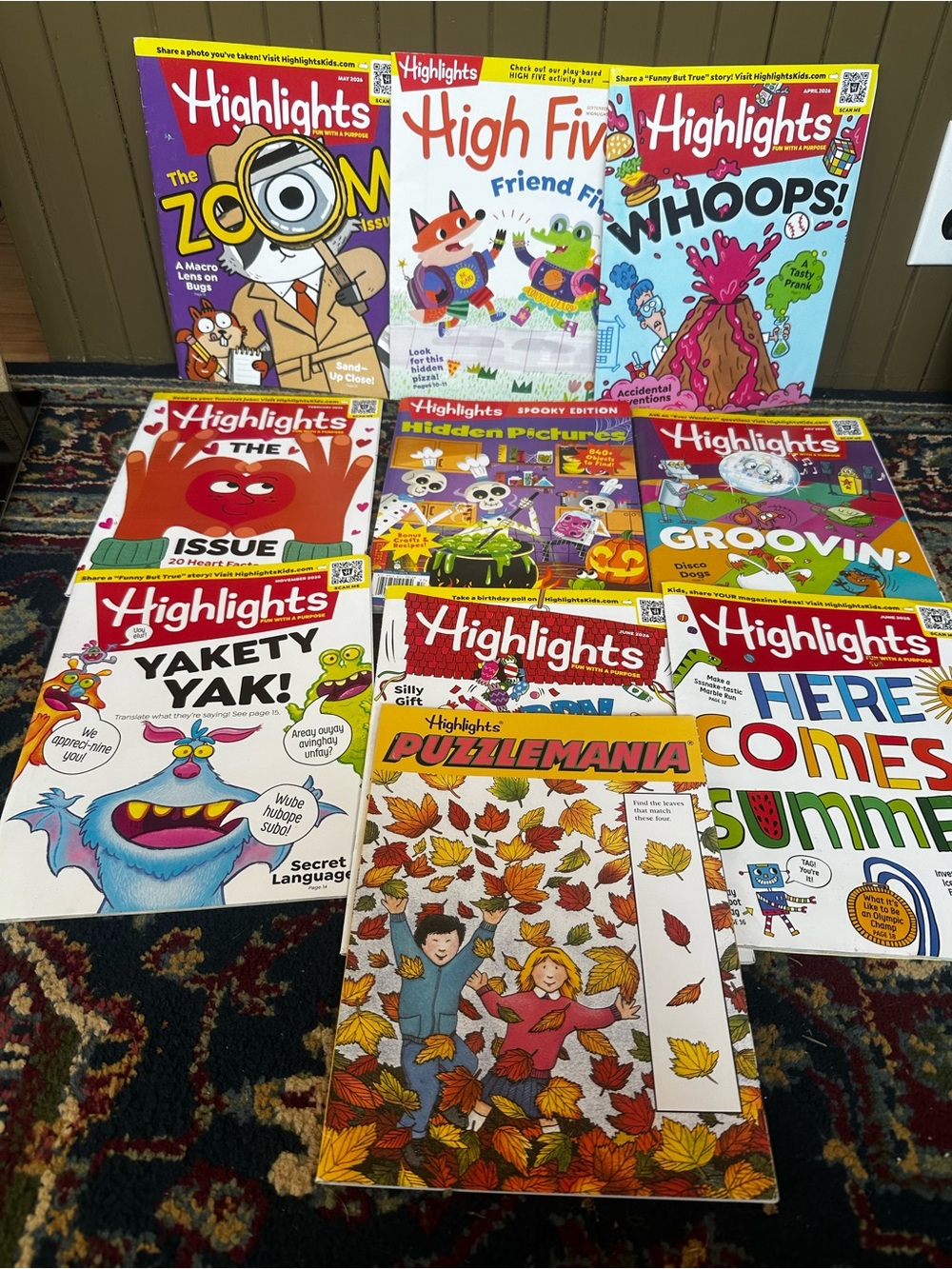 Highlights Magazine a lot of 10
UNUSED
